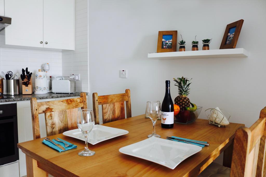Ikaria Village Sea View Apartment Paphos Extérieur photo